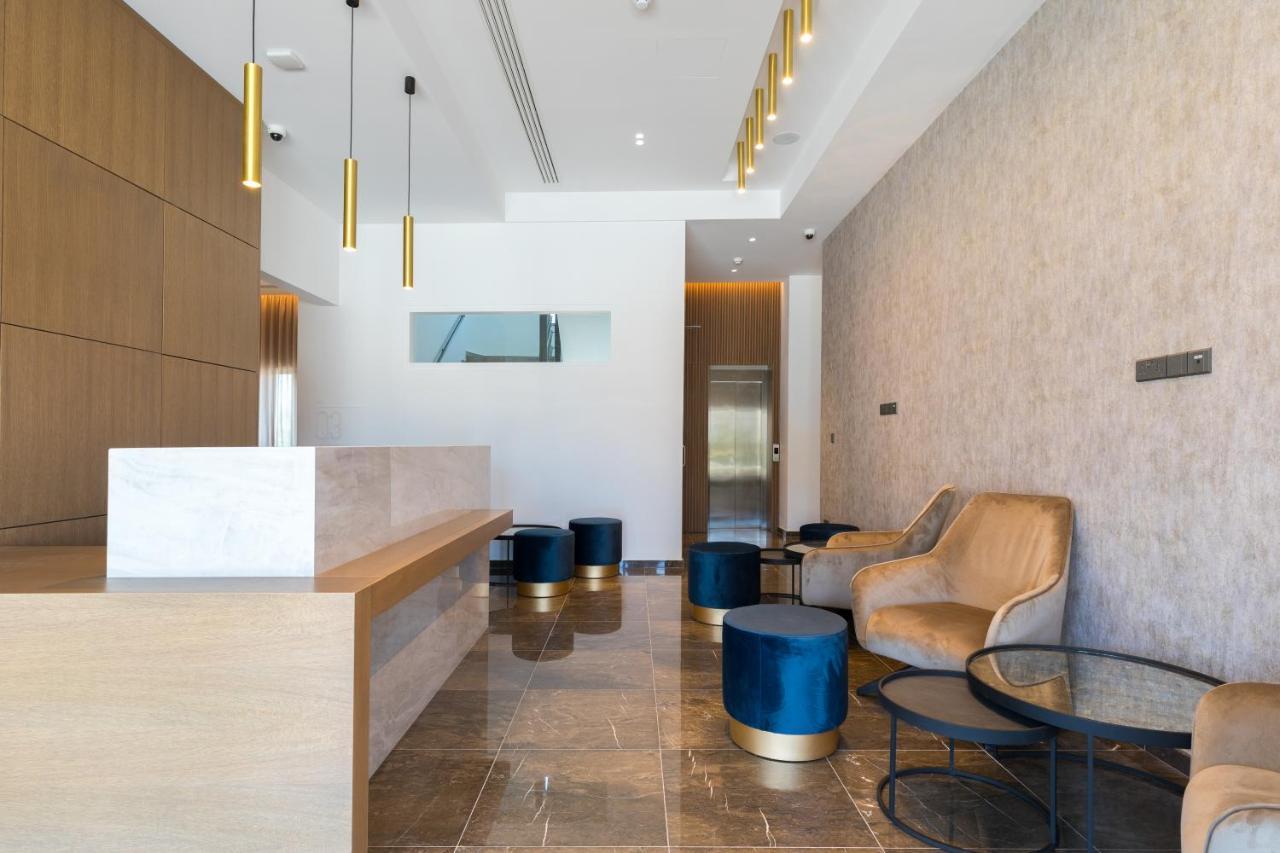 The Quality Lodge - Self Check-In Voroklini Bagian luar foto